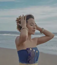 Definisi Mantan Kian Menarik, Ini 8 Potret Naomi Zaskia yang Makin Cantik dan Hot Pasca Putus Dari Dylan Carr