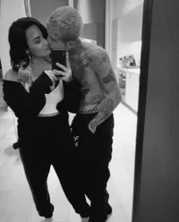 Demi Lovato Pamer Pacar Baru, Austin Wilson Seorang Model yang Lebih Muda