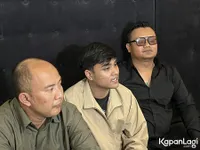 Denada Beberkan Bukti Transfer Uang Kuliah, Pengacara Ressa Rosano Beri Tanggapan