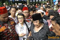 Deretan Artis Yang Ikut Mengantar Kepergian Mpok Nori