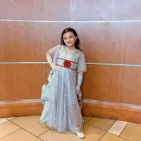 Deretan Foto Penampilan Arsy Hermansyah Selama Ikut Kompetisi di Amerika, Cantik Pakai Gaun Klasik Hingga Menawan Dalam Balutan Kebaya