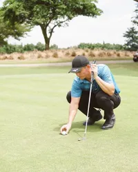 Deretan Foto Pesona Ganteng Samuel Zylgwyn Saat Main Golf: Zain 'NALURI HATI' Ini Begitu Mempesona Saat Panas-Panasan!