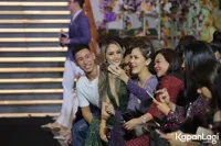 Deretan Gaya Glamor Seleb Hadir di Event 'Wanda House of Jewels'