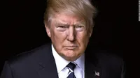 Deretan Kebiasaan Unik Donald Trump, Makan Pizza Pakai Garpu
