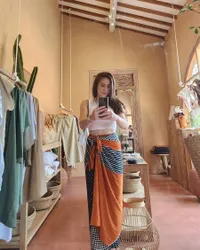Deretan Mirror Selfie Wulan Guritno yang Sukses Bikin Gagal Fokus, Hot Mom 42 Tahun Tapi Masih Singset