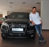 Deretan Mobil Super Mewah Seleb India, Bikin Ngiler!