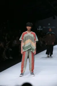 Deretan Potret Seleb yang Melenggang di JFW 2020, Ada Danilla Riyadi - Monita Tahalea