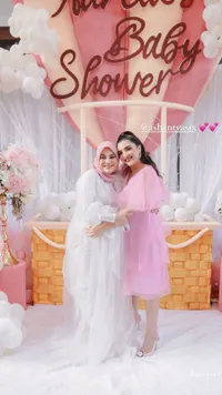 Deretan Selebritis yang Hadir di Acara Baby Shower Aurel Hermansyah, Ada Lesti Kejora dan Nagita Slavina