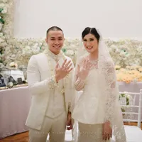 Detail Gaun Nikahan Stevi Mantan Samuel Yang Sempat Bikin Geger