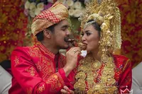 Detail Pernikahan Mario Irwinsyah, Pesta Piknik Lucu & Romantis!
