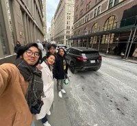 Dewa Budjana Liburan ke New York Bareng Istri dan Anak-anak yang Jarang Tersorot, Keluarga Adem Ayem