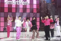 Dibanjiri Kejutan! 10 Potret Keseruan WOW Special Concert UN1TY, Dari Bertatap Lansung Dengan YOUN1T Hingga Kehadiran Ex Coboy Junior - Bakal Kolaborasi Lagi?