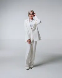 Diberitakan Meninggal Dunia, Potret Terbaru Agnez Mo yang Sempat Pulang ke Indonesia - Reuni dengan Eza Yayang Hingga Okan Kornelius