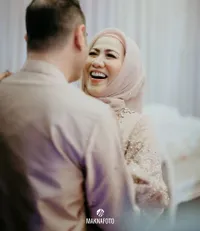 Dicibir Belum Muhrim, 8 Potret Venna Melinda dan Ferry Irawan yang Dianggap Terlalu Mesra - Pamer Peluk dan Gandengan