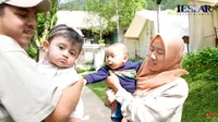Dijodohkan Sejak Lahir, 11 Potret Gemasnya Baby L dan Guzel Playdate Saat Staycation Bersama - Pegangan Tangan Hingga Pakai Baju Couple