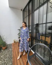 Dijuluki Mamak Kece, Intip 8 Potret Pesona Maya Septha Cantiknya Nggak Luntur - Ibu Tiga Anak yang Awet Muda dan Memesona