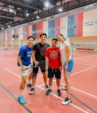 Dijuluki Social Butterfly, Intip 10 Potret Vidi Aldiano Bareng Geng Pertemanan Mulai Dari Penyanyi Sampai Atlet