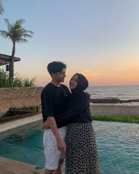 Dikabarkan Putus, 11 Potret Mesra Putri Delina dan Jeffry Reksa yang Berbeda Keyakinan - Akui Sudah Siapkan Tabungan Nikah dan Rumah
