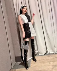 Dikabarkan Putus Dengan Dito Mahendra, Potret Nindy Ayunda Asyik Nikmati Waktu Sendiri Nonton Konser BLACKPINK