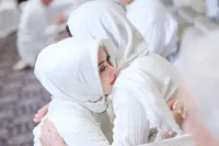 Dikabarkan Segera Cerai, 7 Potret Syahrini dan Mertuanya yang Disebut Sudah Cari Calon Menantu Lain - Singgung Masa Lalu?