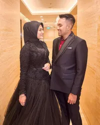 Dikabarkan Sudah Tinggal Serumah, 8 Potret Nathalie Holscher dan Kekasih yang Kini Tengah Disorot - Mesra Bak Sudah Menjadi Suami Istri