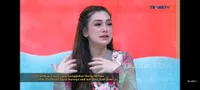 Dikabarkan Tak Temui Anak Setahun, Ini Potret Stefan William yang Bucin Bareng Pacar Bule