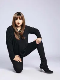 Dikira AI, Audy Item Tampil Menawan di Pemotretan Terbaru - Banjir Pujian 