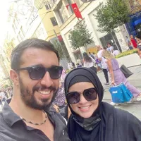 Dinikahi Pria Turki - Baru Punya Anak, 8 Potret dan Kabar Siti Liza dan Suami yang Jauh dari Sorotan