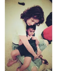 Disebut Makan Formalin, 7 Potret Cantik Sophia Latjuba yang Nggak Berubah Dari Eva Celia Kecil Hingga Mau Menikah