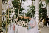 Disebut Pernah Mualaf, 8 Potret Pemberkatan Nikah Eva Belisima Mantan Istri Kiwil Yang Baru Terungkap - Netizen Penasaran Dengan Agamanya