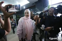 Disudutkan Jadi Istri Ketiga Uje, Jennifer Dunn Membantah - Harap Ummi Pipik Ungkap Fakta Sebenarnya