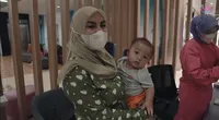 Ditemani Irish Bella, Ini 10 Potret Baby Air Rumi Jalani Suntik Vaksin - Nangis Cuma Sebentar 