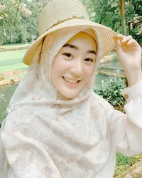 Diterpa Isu Keluar dari Islam Pasca Dihantam Masalah Bertubi-Tubi, Seperti Ini Komentar Larissa Chou