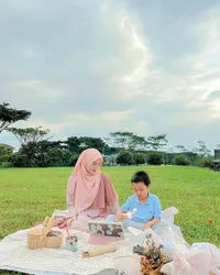 Dituding Tak Urus Anak, Potret Larissa Chou Mantan Istri Alvin Faiz Momong Baby Yusuf - Banjir Simpati Netizen