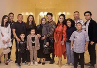 Doa Azriel Terkabul, 9 Potret Keluarga Anang Hermansyah dan Krisdayanti Dinner Bareng - Bahagia Akhirnya Bisa Berkumpul
