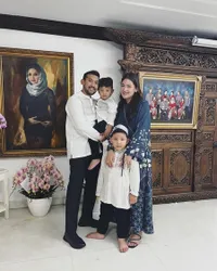 Dua Cucu Ganteng Annisa Trihapsari, Buah Hati Danvy Rukmana - Putrinya yang Dirawat Tutut Soeharto