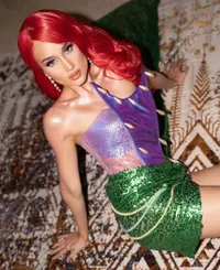 'Duel Gaya' Cinta Laura dan Anya Geraldine Saat Halloween, Kompak Pakai Kostum Princess Ariel 'THE LITTLE MERMAID'