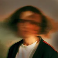 Dul Jaelani - Sajikan Genre Alternative Rock Era 2K, Dul Jaelani Merilis 'Tak Mau Gila': Tuangkan Rasa Muak Akan Kepalsuan