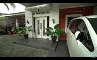Dulu Digaji Rp 100 Ribu Per Bulan, 8 Potret Rumah Jeremy Teti Yang Tak Tersorot - Mewah Seharga Rp 3 Miliar