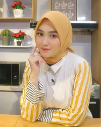 Dulu Dikenal Tomboy, Ini 8 Potret Nabilah Eks JKT48 yang Kebanjiran Job Usai Hijrah - Sempat Diminta Lepas Hijab dengan Honor Tinggi