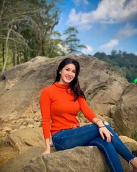 Dulu Hubungannya Tak Direstui karena Beda Agama, Ini 8 Potret Elma Agustin Mantan Kekasih Kevin Aprilio - Kini Dipacari Pengusaha Tajir Melintir