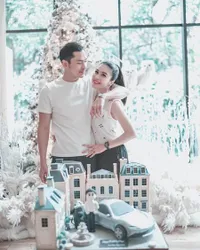 Dulu Kerja 20 Jam Sehari Selama Belasan Tahun, Ini 7 Potret Sandra Dewi yang Kini Hidup Bak Princess - Pindah Rumah 2 Kali Nggak Pernah Beres-Beres