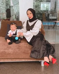 Dulu Lahir Prematur, Intip 8 Potret Terbaru Baby Arsila Anak Zaskia Gotik dan Sirajuddin Mahmud yang Makin Cantik Menggemaskan!