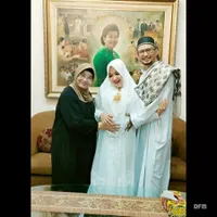 Dulu Penuh Sensasi, Ini Potret Roro Fitria Kini Berhijab dan Pamer Baby Bump Anak Pertama yang Mulai Membesar