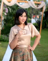 Dulu Populer Bintang Sinetron dan Drama Kolosal, 10 Potret Terbaru Errina GD yang Sudah Jadi Ibu 4 Anak - Tampak Fresh Berambut Pendek dan Awet Muda