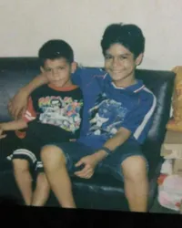 Dulu Populer Bintangi Iklan Pasta Gigi Bareng Tasya Kamila, Ini 8 Potret Aktor yang Kini Tubuhnya Penuh Tato - Aktif Jadi Pelestari Budaya Dayak 