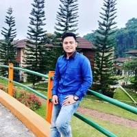 Dulu Sempat Tak Akui Anaknya Kini Menyesal dan Minta Maaf, Ini 7 Potret Galih Ginanjar Sekarang - Jadi Youtuber Sekaligus Kepala Desa?