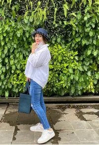 Dulu Suka Makan Sembarangan, Ini 8 Potret Aktris Senior Widyawati yang Tetap Cantik di Usia 73 Tahun - Lakukan Perawatan Dari Masih Muda