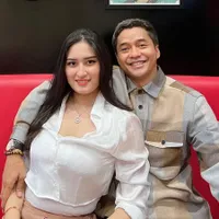 Dulu Tak Dapat Restu dari Orangtua, Intip 7 Potret Adly Fairuz dan Angbeen Rishi yang Kini Makin Mesra