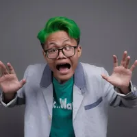 Dulu Viral Usai Diberi Rumah Oleh Syahrini, Potret Terbaru Sony Wakwaw Yang Kini Jualan Gorengan